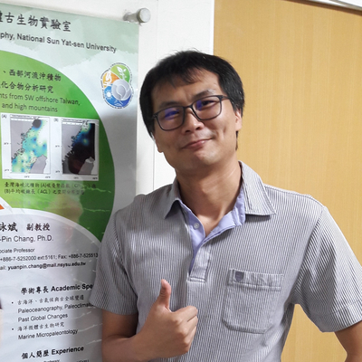 張詠斌 副教授圖片(另開新視窗)